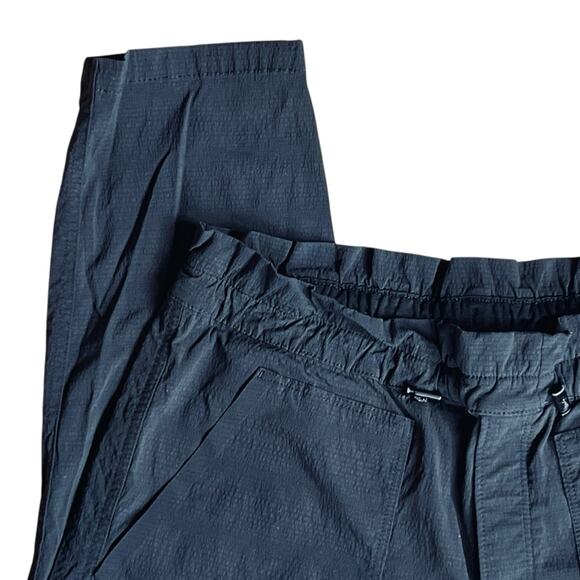 Athleta Women’s Sz 6 Black Trekkie Pant Paper Bag Waist Pull On Ankle - Picture 4 of 11